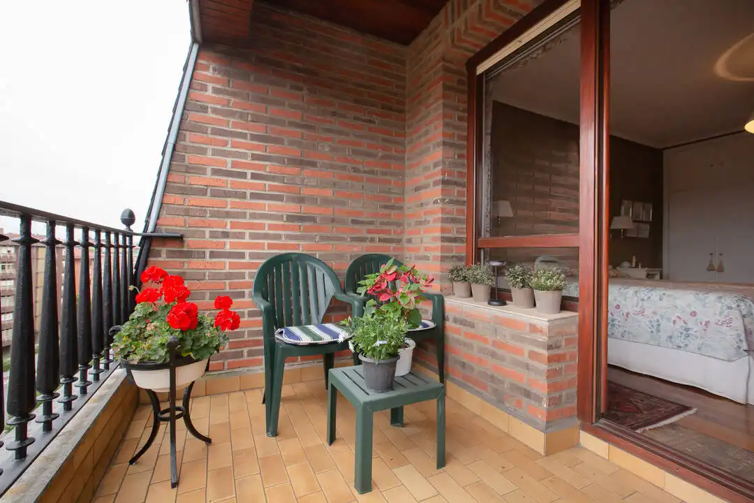 Terraza de Piso en venta en Getxo  con Calefacción, Trastero y Amueblado