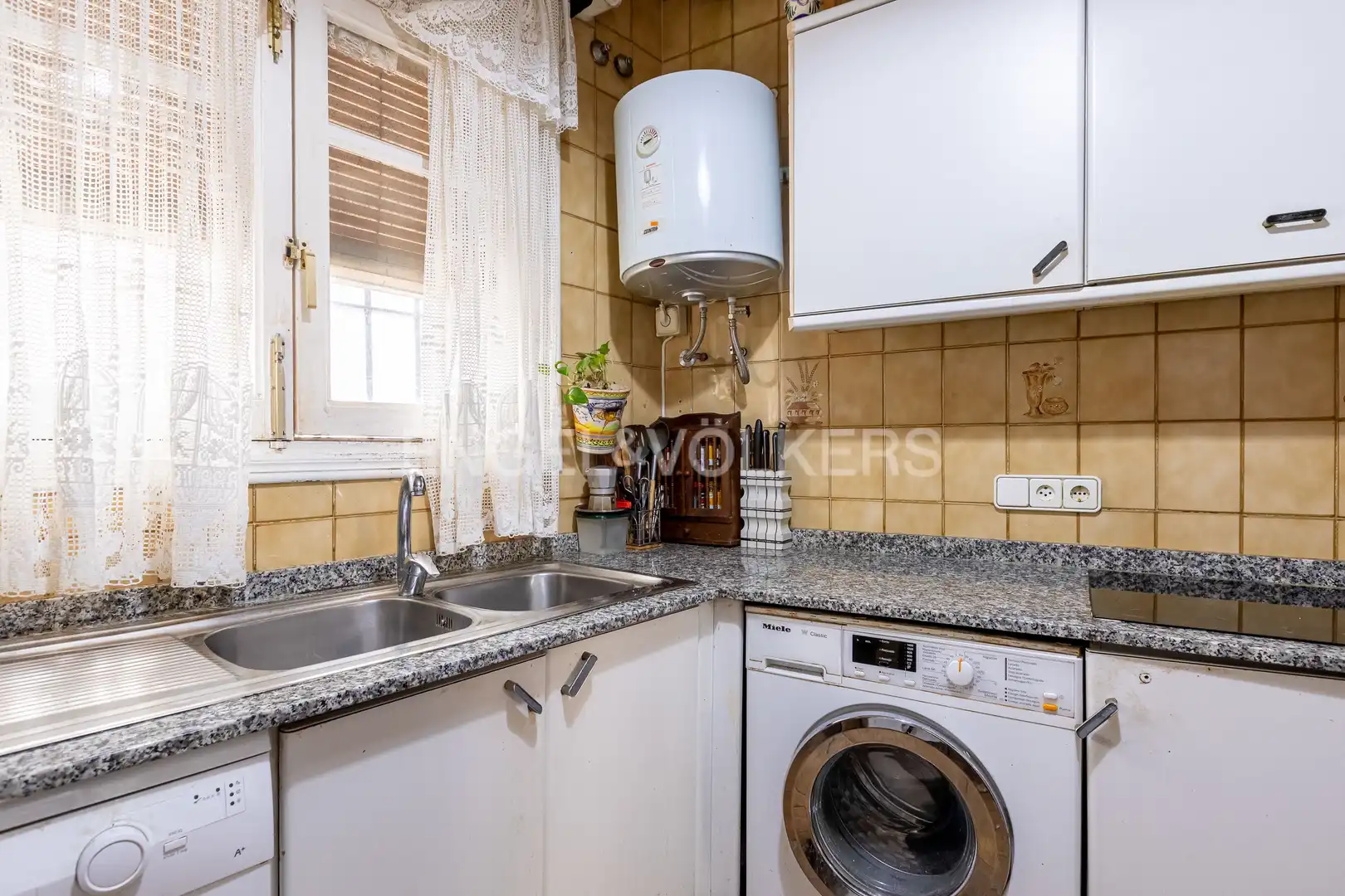 Küche von Haus oder Chalet zum Verkauf in Sevilla mit Klimaanlage, Heizung und Abstellraum