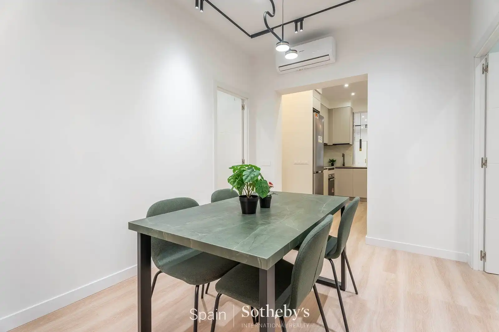 Appartement compact avec ascenseur à vendre à Paseo de la Reina Cristina, imagen 27