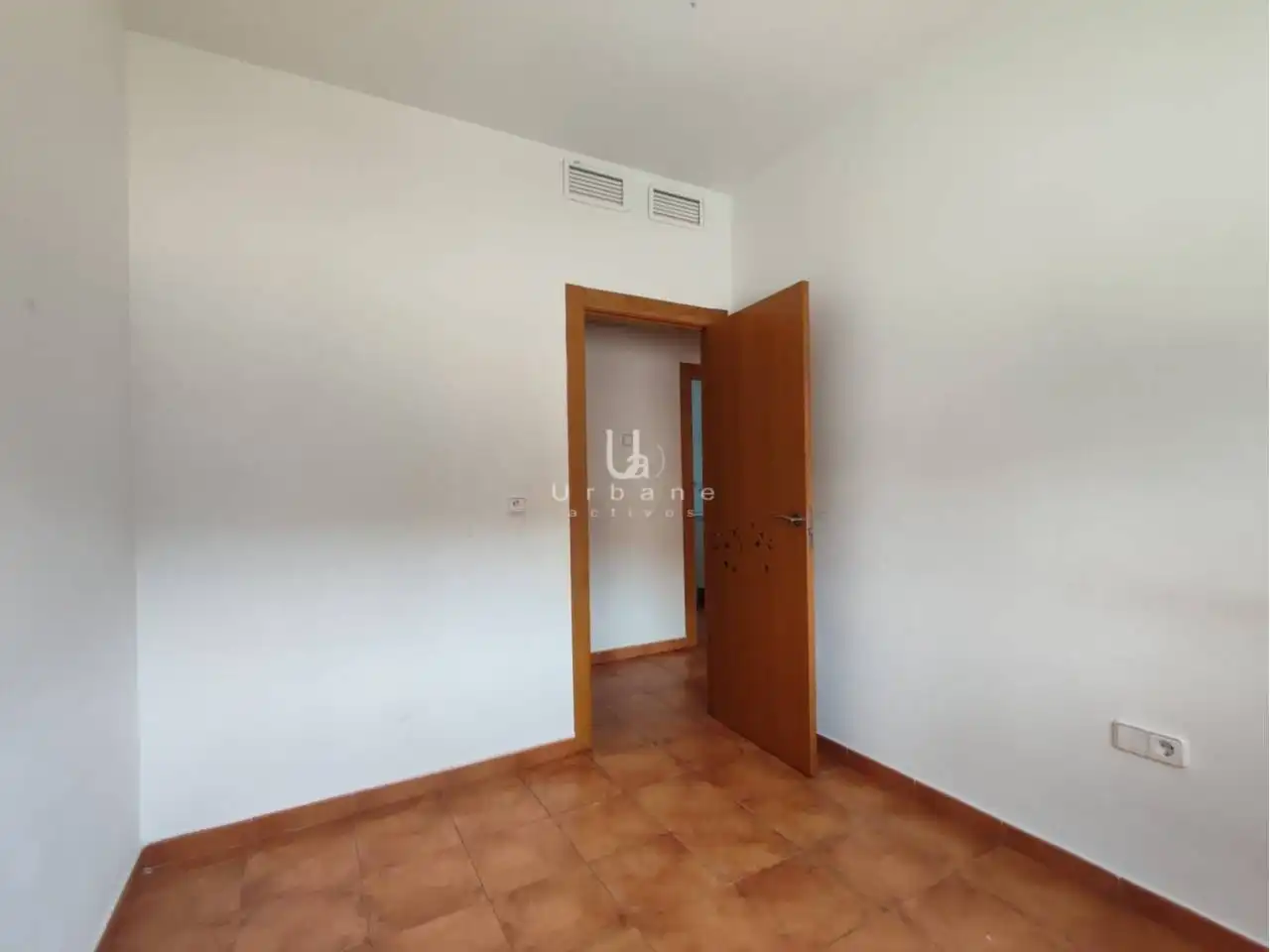 Flat with lift for sale in Calle Polo de Medina, imagen 10