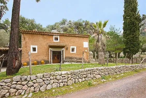 Vista exterior de Finca rústica en venta en Escorca con Jardín privado, Terraza y Piscina