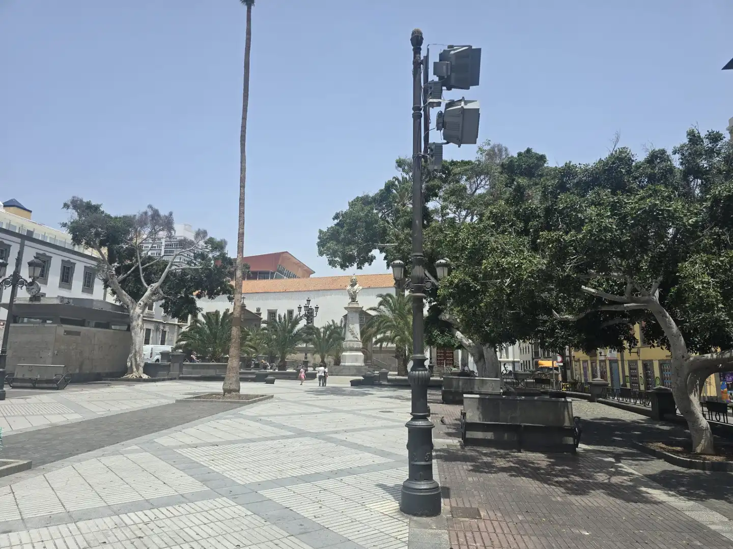 Außenansicht von Wohnung zum Verkauf in Las Palmas de Gran Canaria mit Abstellraum