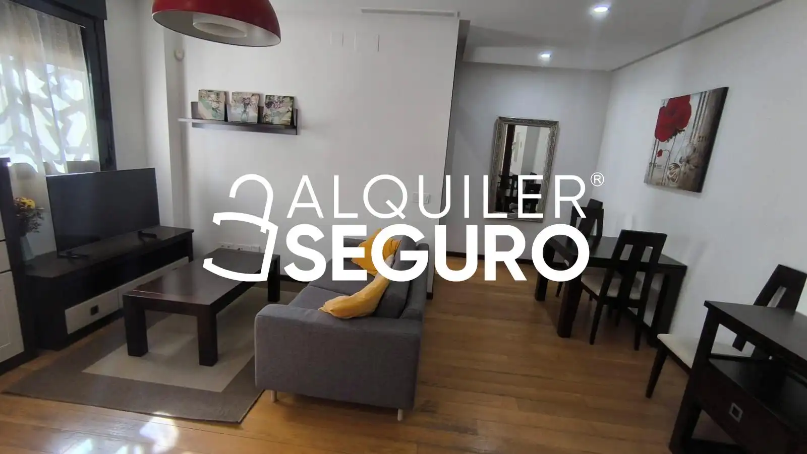 Sala de estar de Piso de alquiler en Sevilla con Aire acondicionado, Calefacción y Amueblado