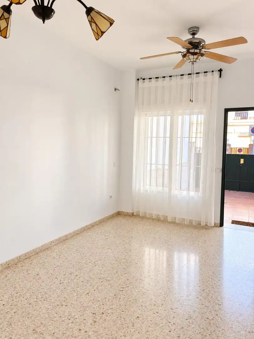 Maison mitoyenne avec terrasse à vendre à Avenida de Rota, imagen 4