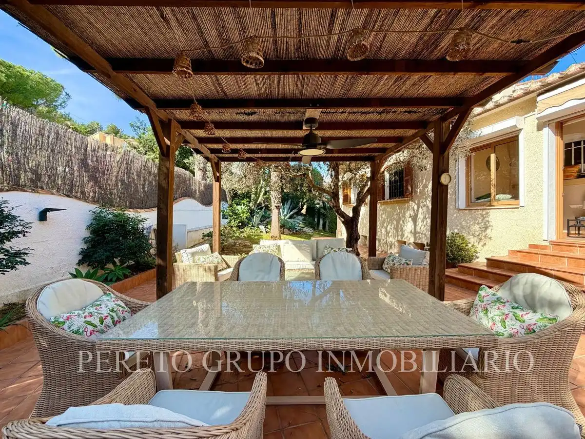Detached house with pool for sale in El Montgó, imagen 18