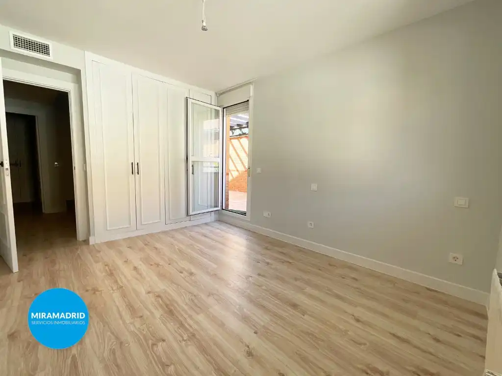 Bedroom of Detached homes for rent in Paracuellos de Jarama  with Air Conditioner and Swimming Pool
