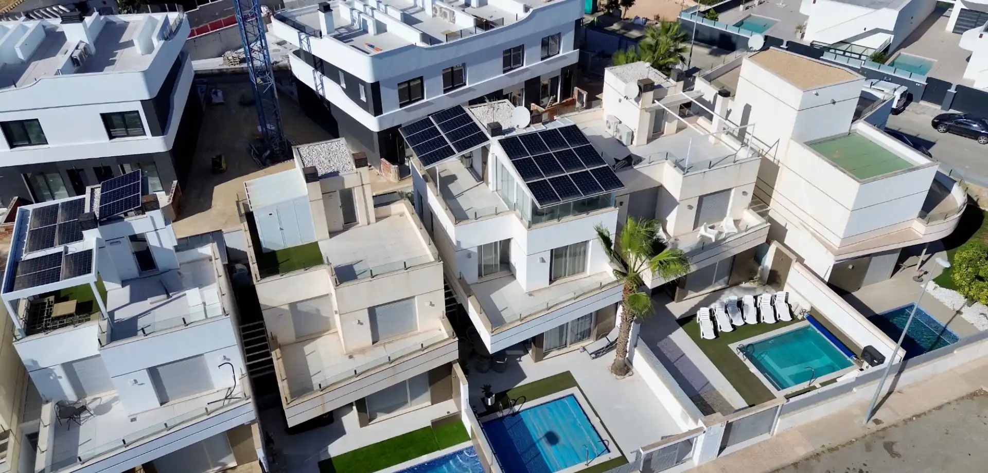 Vista exterior de Casa o xalet en venda en Orihuela amb Aire condicionat, Jardí privat i Terrassa
