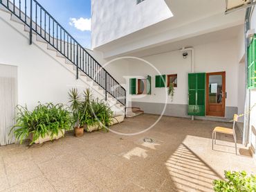 Adossat amb balcó en venda a Petra