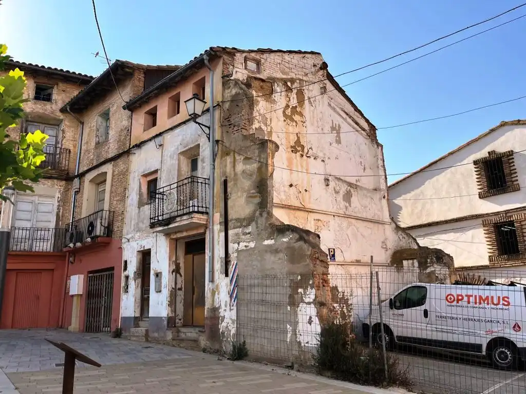 Vista exterior de Casa o xalet en venda en Binéfar
