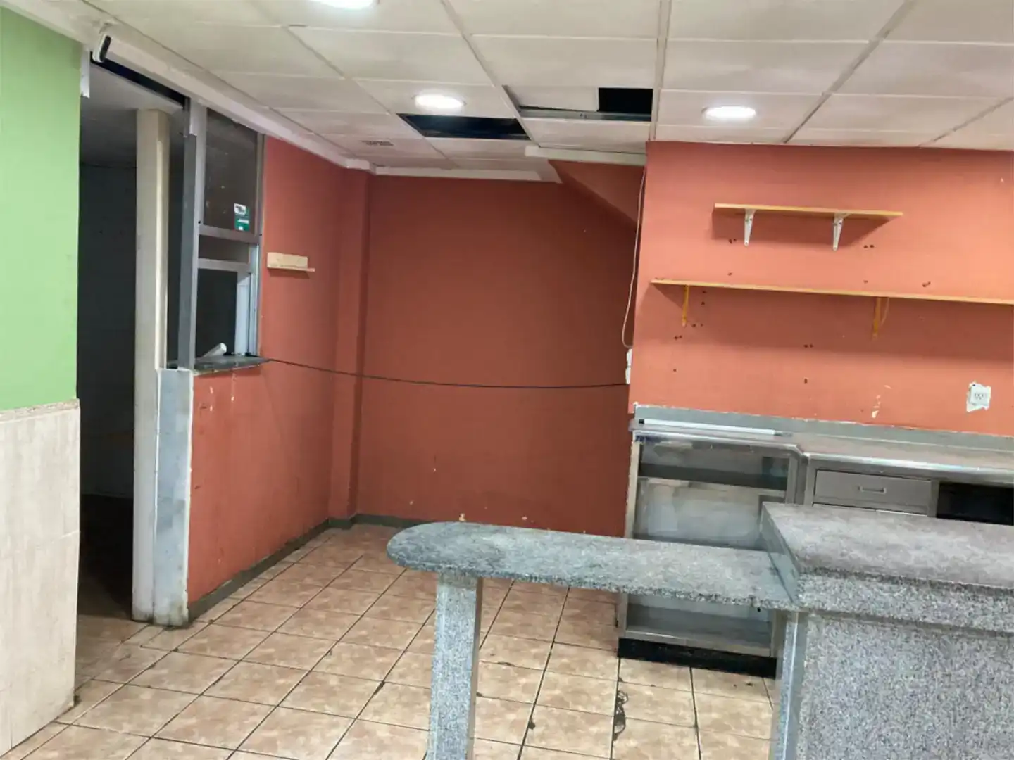 Cuina de Local en venda en El Pinós / Pinoso amb Aire condicionat