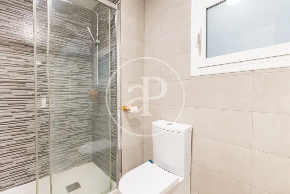 Baño de Piso en venta en Ciutat Vella 