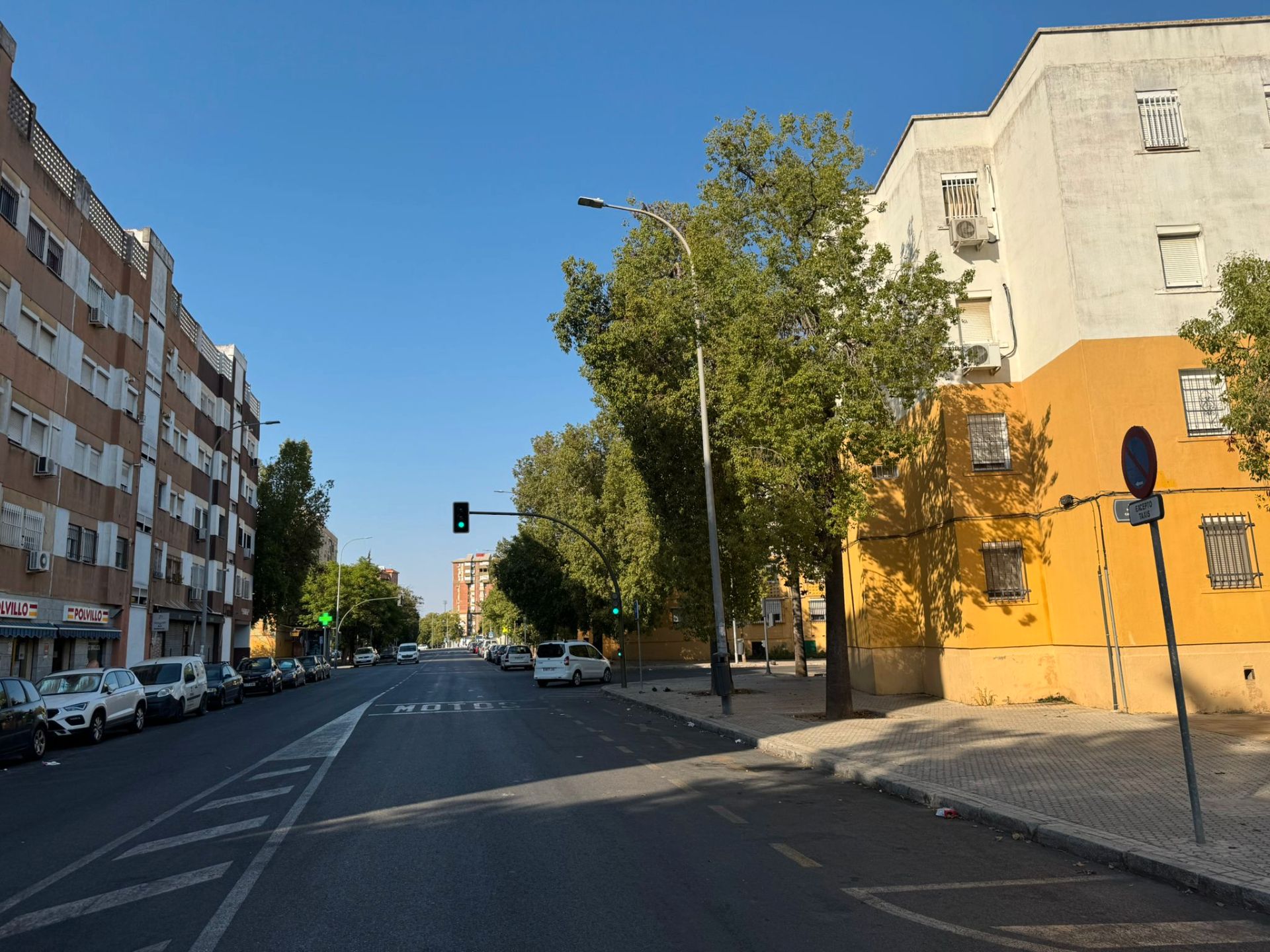 Exterior view of Flat for sale in  Sevilla Capital  with Air Conditioner and Terrace