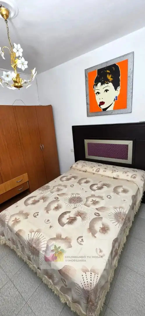 Dormitori de Pis de lloguer en Villadangos del Páramo amb Calefacció, Parquet i Moblat