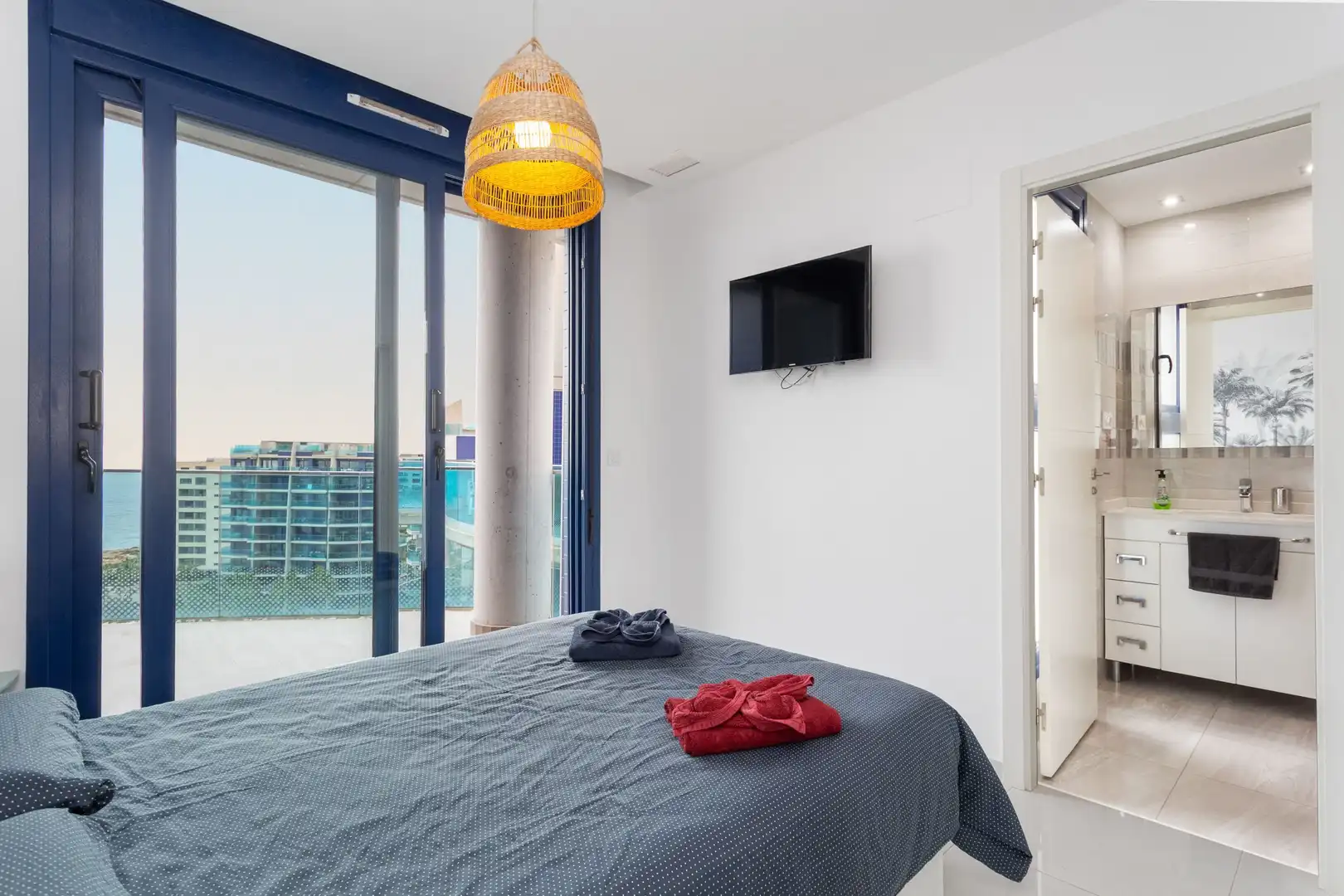 Apartment with terrace for sale in Playa del Acequión, Náufragos y Rocío del Mar, imagen 20