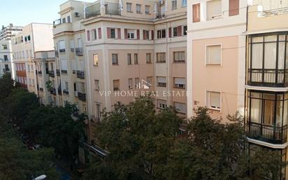 Exterior view of Flat for sale in  Madrid Capital  with Air Conditioner