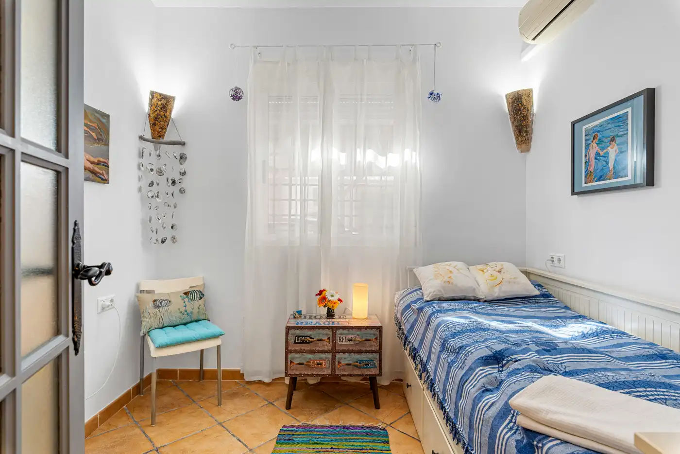 Habitación de Casa o chalet en venta en Daya Nueva con Aire acondicionado, Jardín privado y Piscina