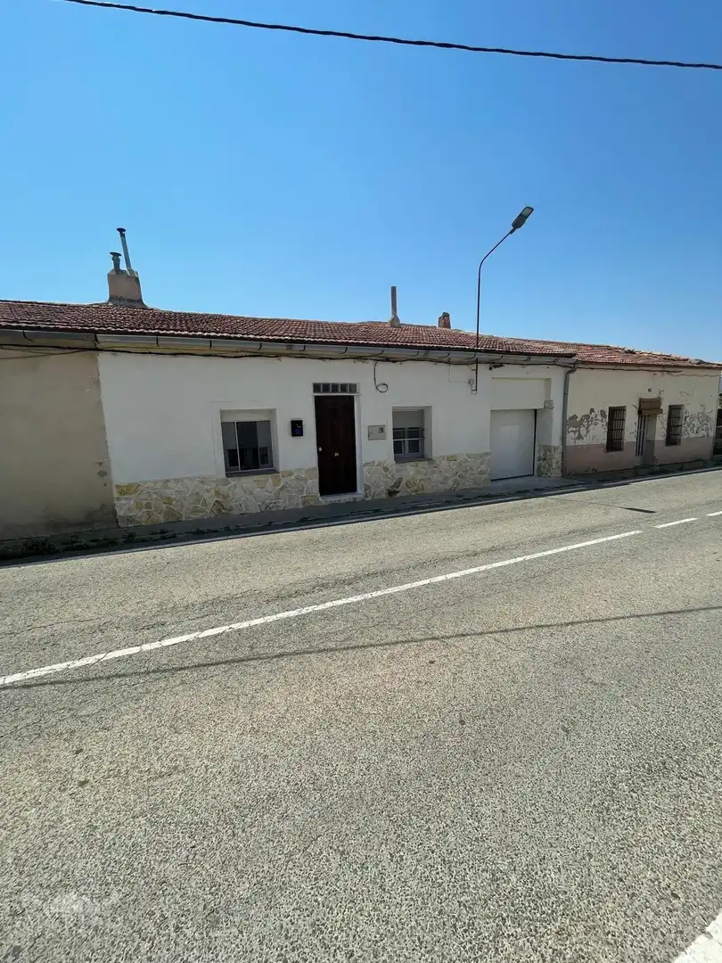 Reihenhaus zum Verkauf in El Pinós / Pinoso