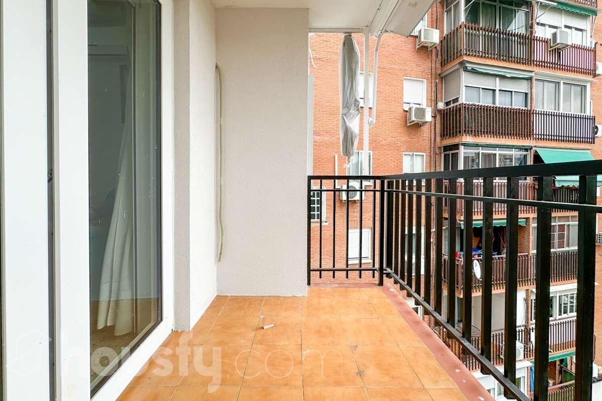 Balcony of Flat for sale in Fuenlabrada  with Air Conditioner, Heating and Terrace