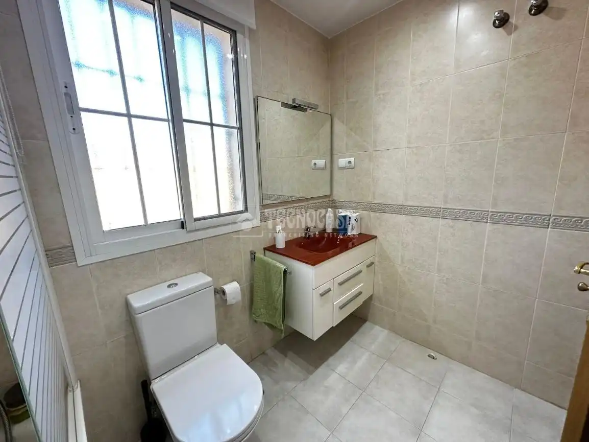 Baño de Casa adosada en venta en Málaga con Aire acondicionado, Jardín privado y Terraza