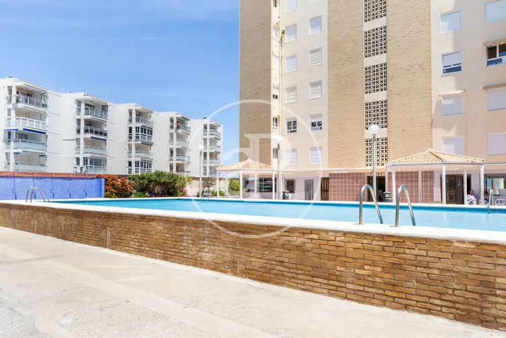 Piscina de Pis de lloguer en Valencia amb Aire condicionat, Calefacció i Terrassa