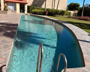 Swimming pool of Flat to rent in Benalmádena  with Air Conditioner, Heating and Parquet flooring