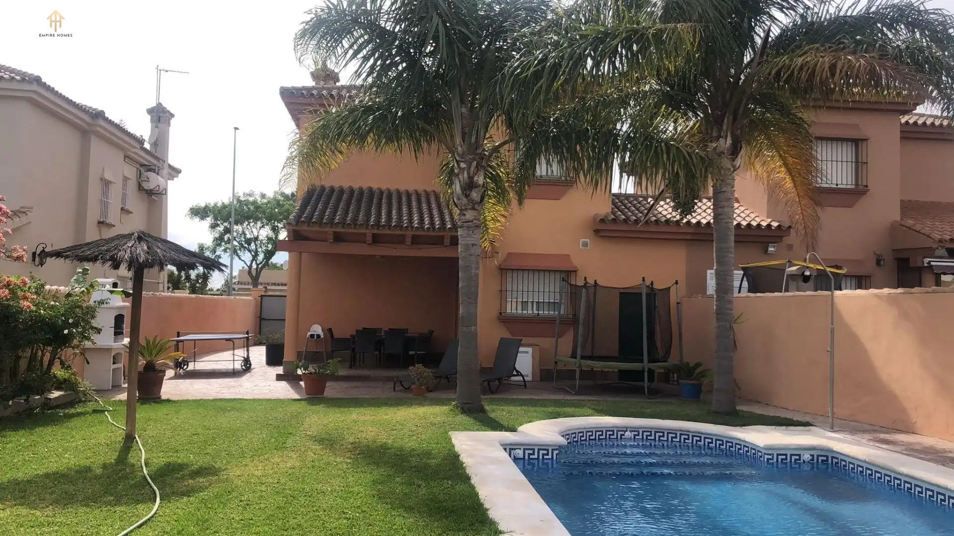Jardí de Casa o xalet de lloguer en Chiclana de la Frontera amb Aire condicionat, Jardí privat i Piscina
