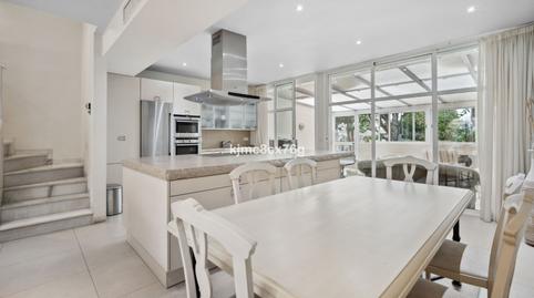 Foto 3 de Dúplex en venda a Urbanizacion Marbella Real, 269, La Carolina - Guadalpín, Málaga