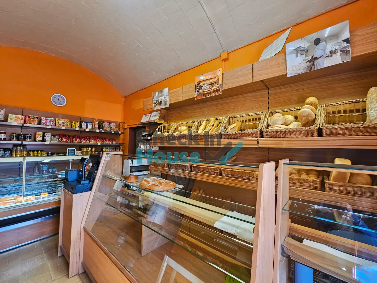 Local comercial en traspàs a Celrà