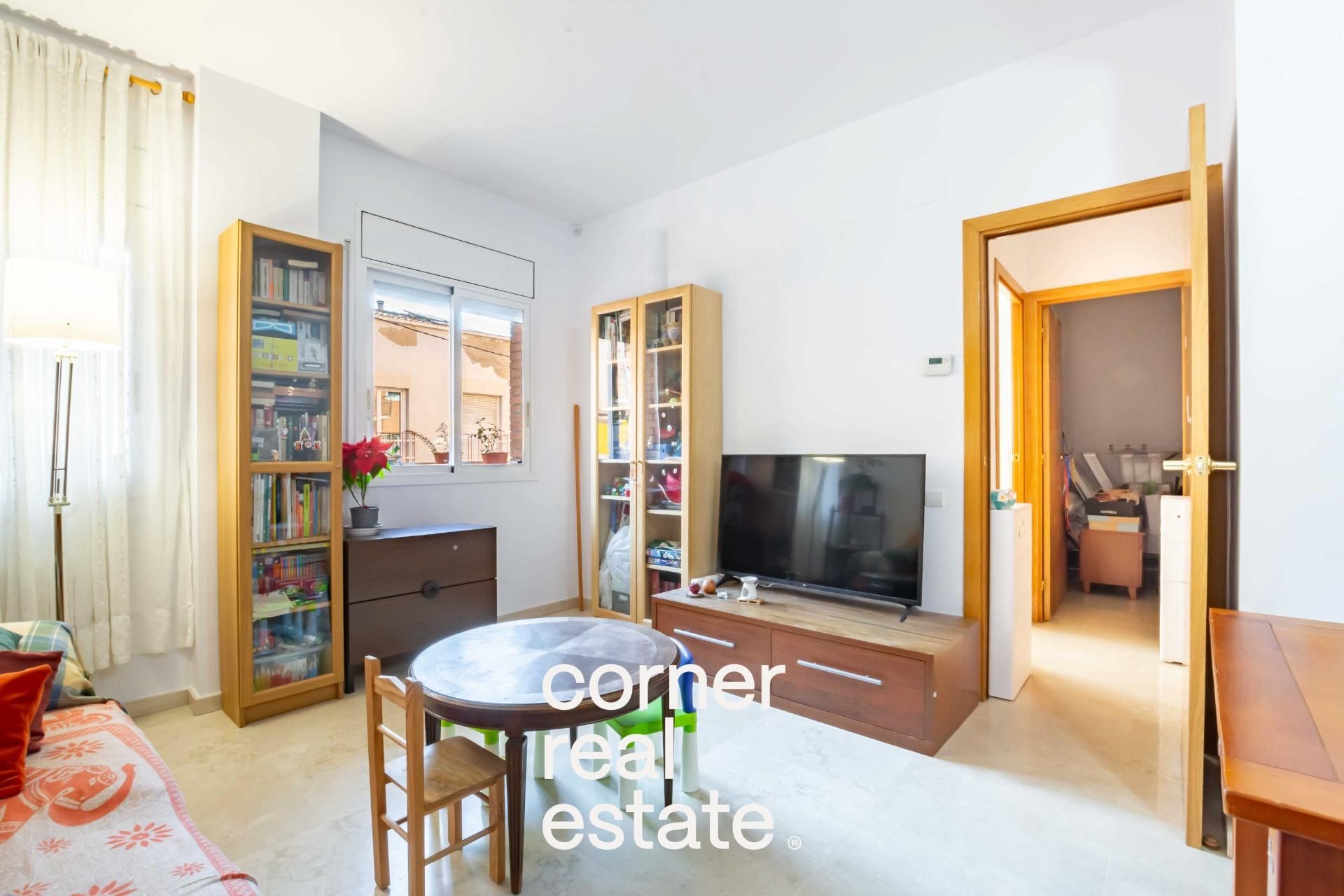 Exterior view of Planta baja for sale in Terrassa  with Heating and Balcony