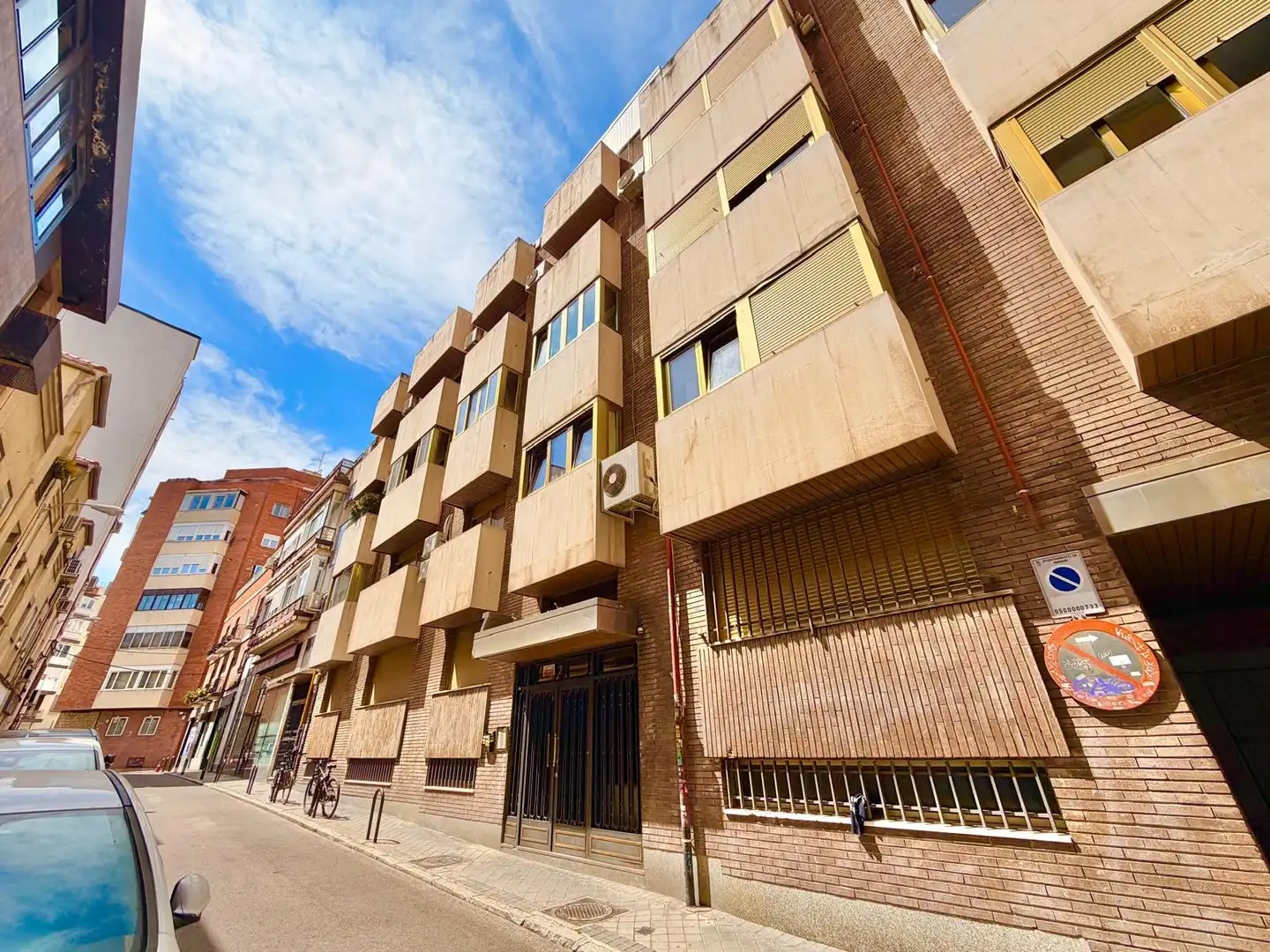 Vista exterior de Apartamento en venta en  Madrid Capital con Aire acondicionado, Calefacción y Amueblado