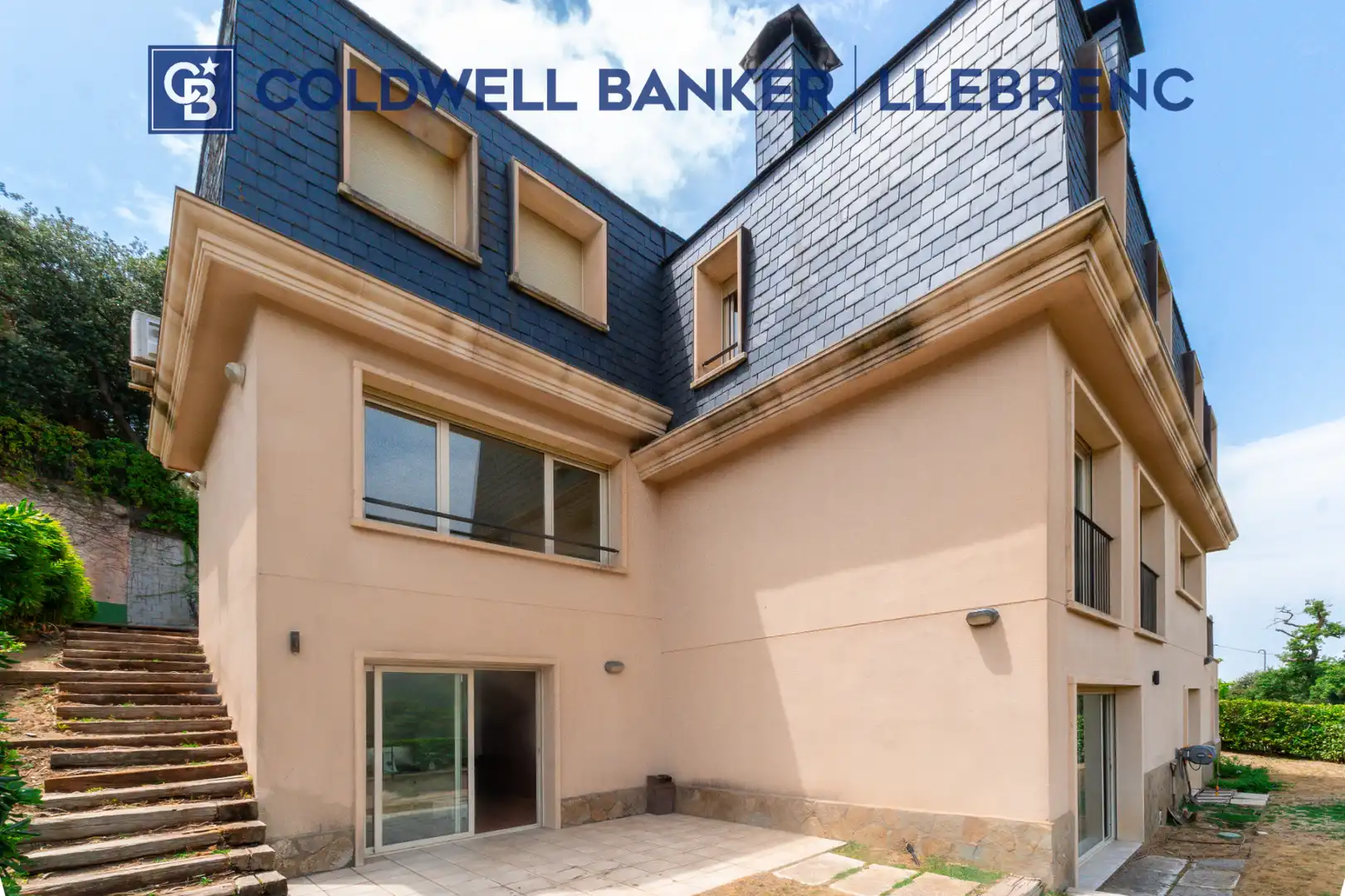 Vista exterior de Casa o chalet de alquiler en Barcelona con Aire acondicionado, Calefacción y Jardín privado