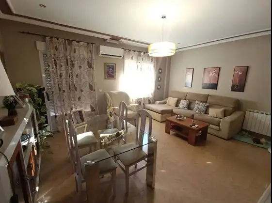 Sala de estar de Casa o chalet en venta en Linares con Aire acondicionado, Calefacción y Terraza