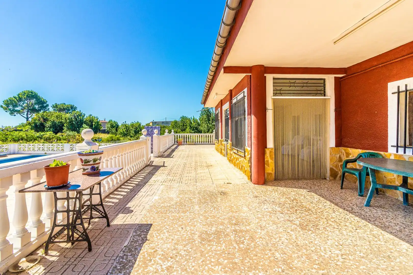 Terrasse von Haus oder Chalet zum Verkauf in Carlet mit Privatgarten, Terrasse und Schwimmbad
