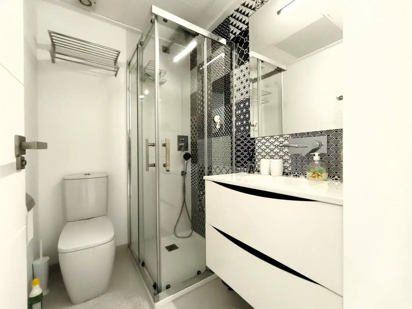 Baño de Apartamento en venta en Pilar de la Horadada con Calefacción, Piscina y Amueblado