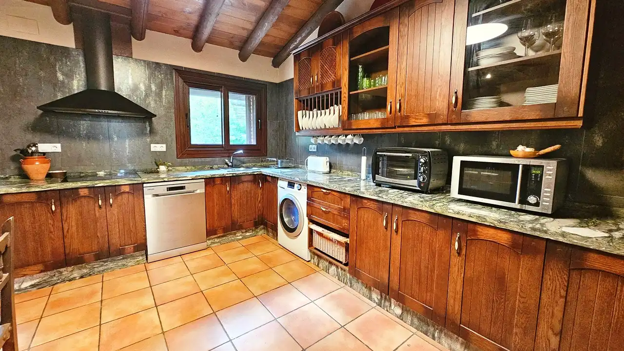 Cocina de Finca rústica en venta en Galaroza con Calefacción, Jardín privado y Terraza