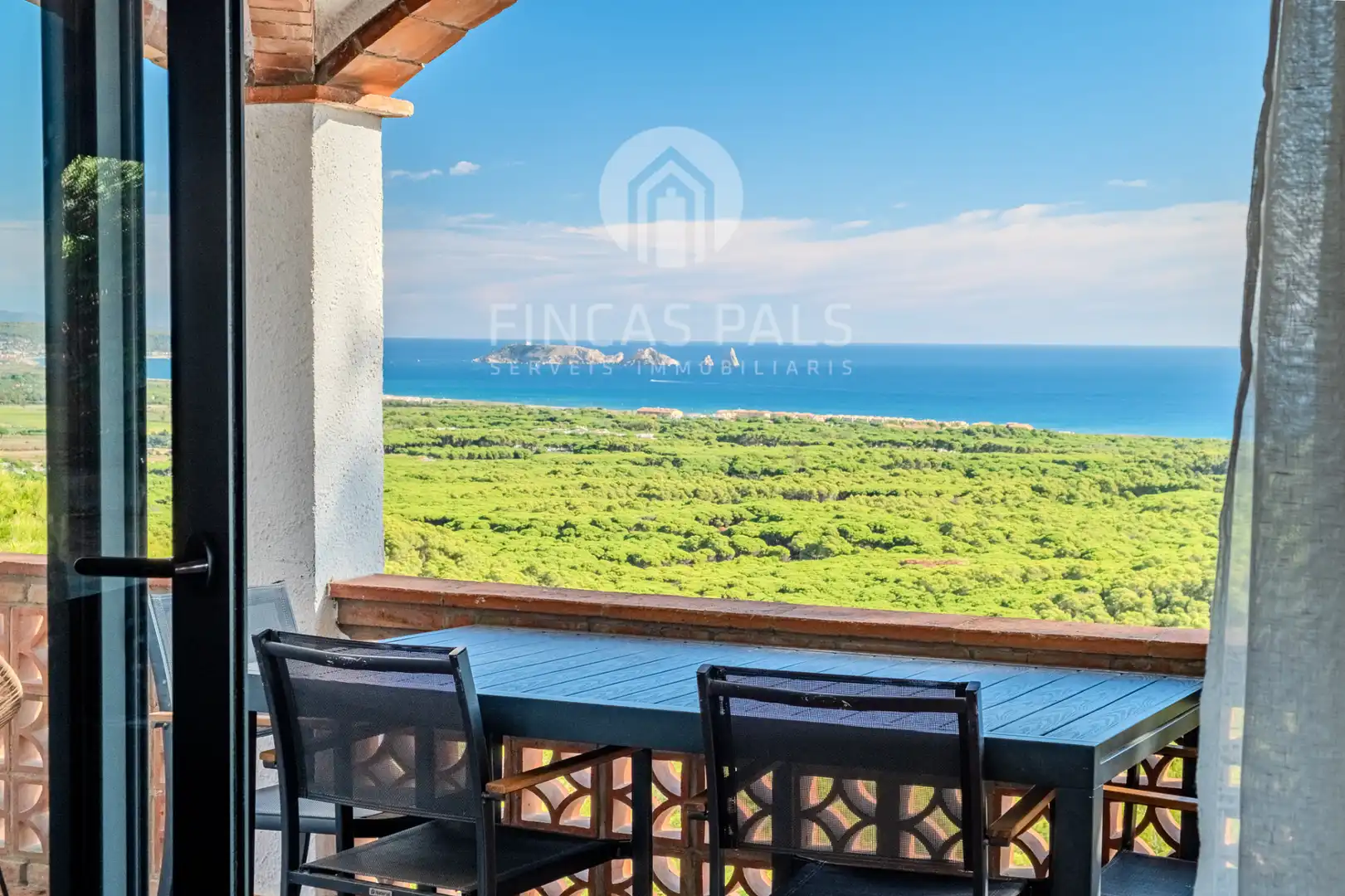 Detached house with pool for sale in Carrer de Londres 53, imagen 9
