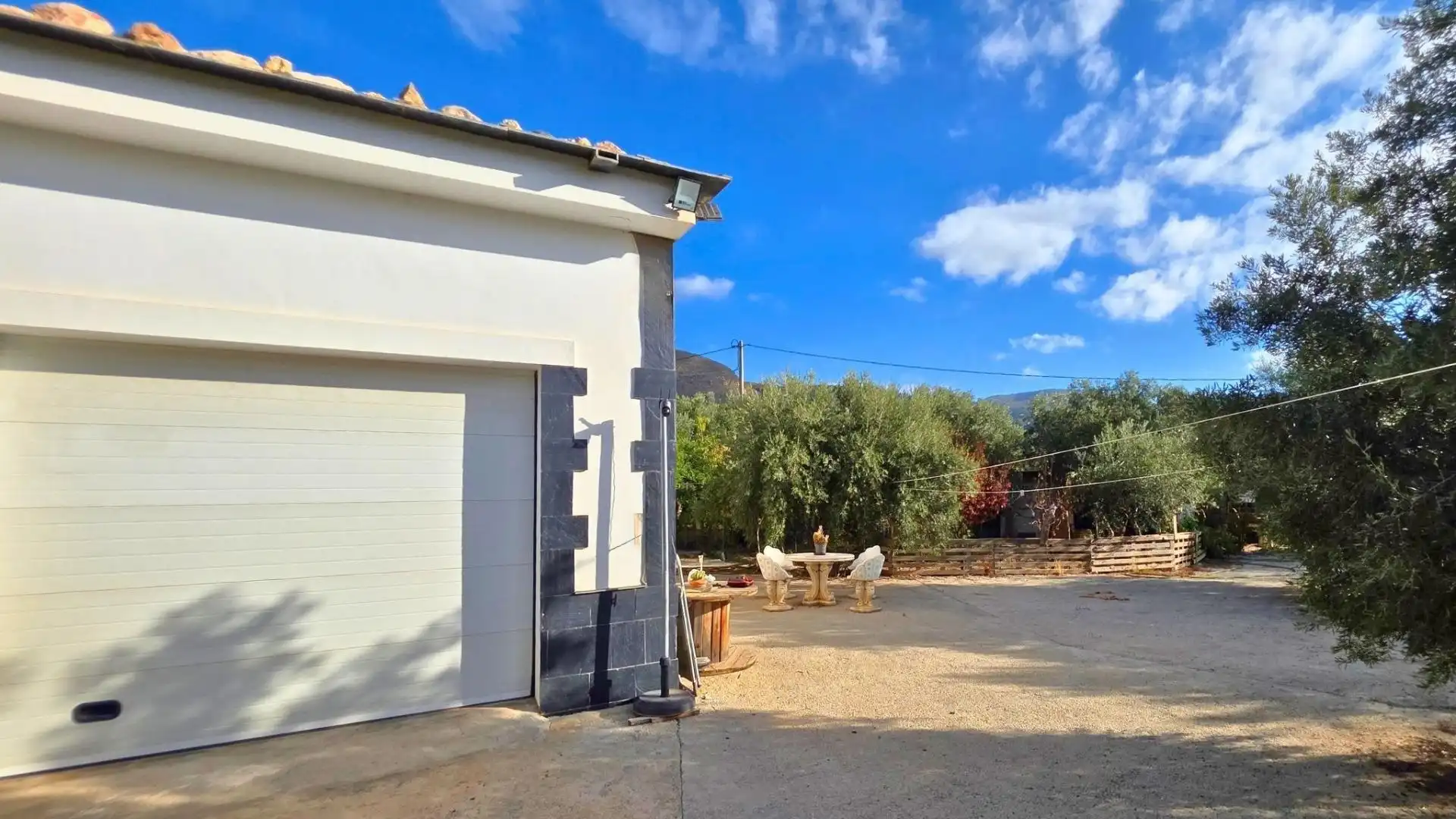 Vista exterior de Casa o xalet en venda en Laujar de Andarax, Almería