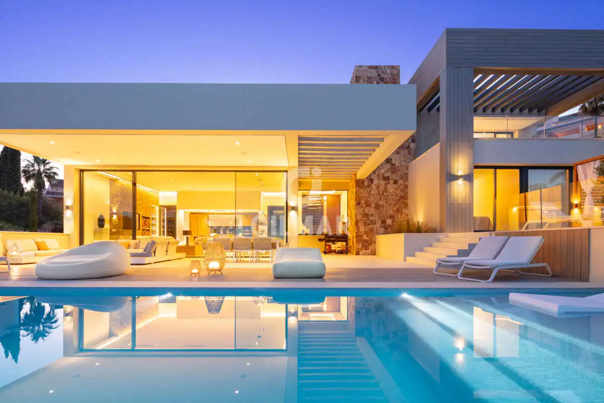 Chalet con piscina en venta en Nueva Andalucía, imagen 7