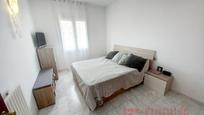 Bedroom of Flat for sale in Girona Capital
