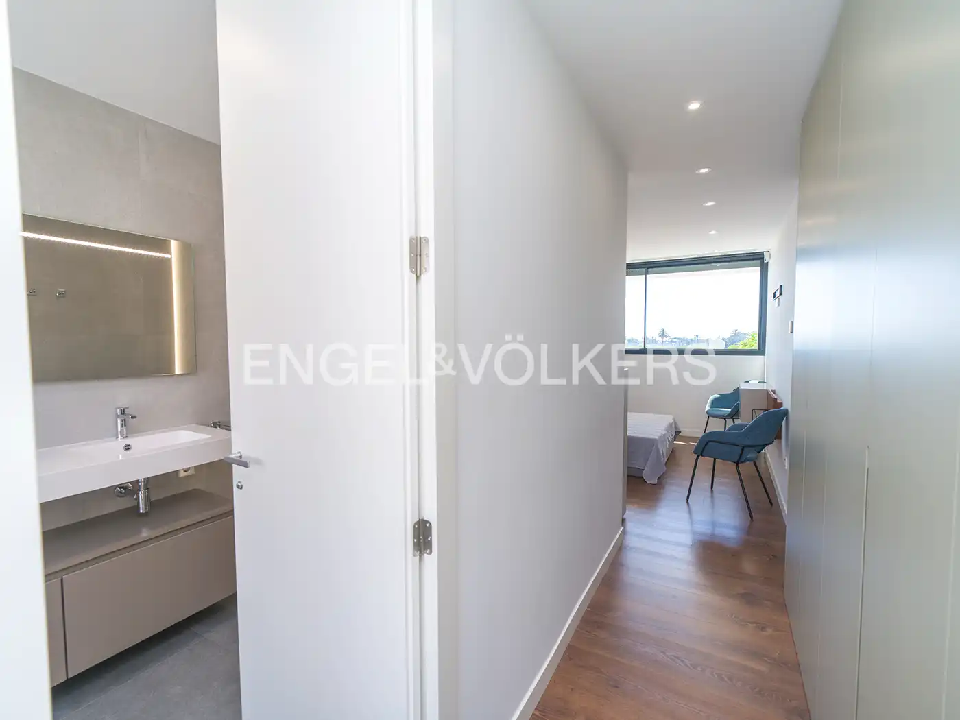 Balcony of Houses for sale in Elche / Elx  with Air Conditioner, Heating and Private garden