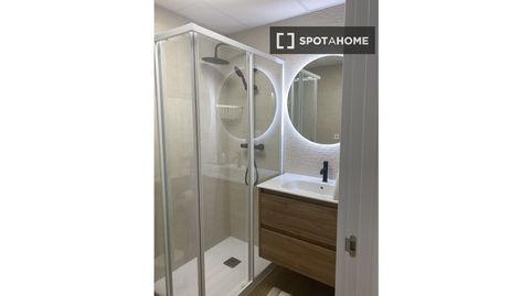 Foto 5 de Piso de alquiler en En Corts - Doctor Waksman, Valencia Capital