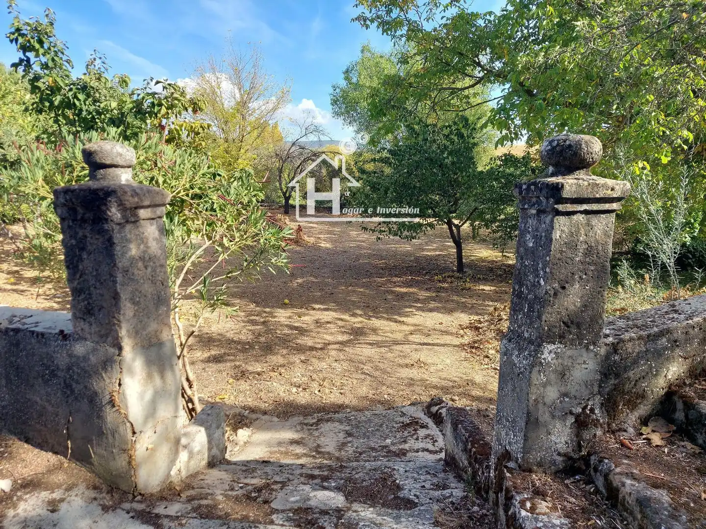 Casa o chalet en venta en Millana con Jardín privado, Piscina y Balcón