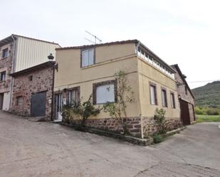 Exterior view of House or chalet for sale in Monasterio de la Sierra