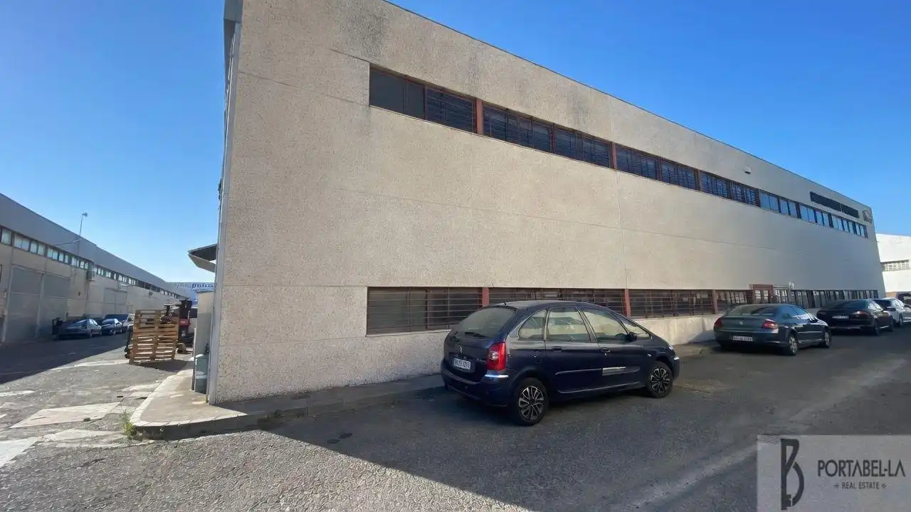 Industriegebäude zum Verkauf in El Juncal - Vallealto