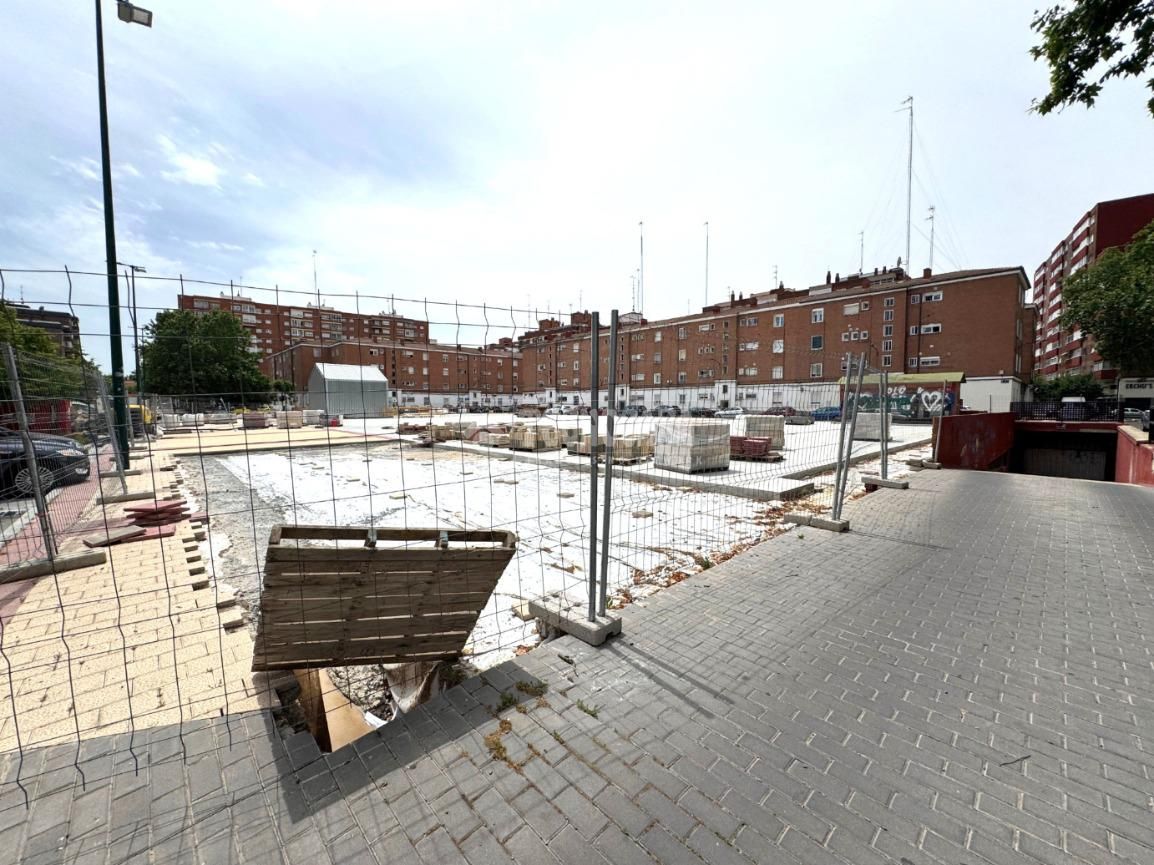 Exterior view of Garage for sale in Valladolid Capital