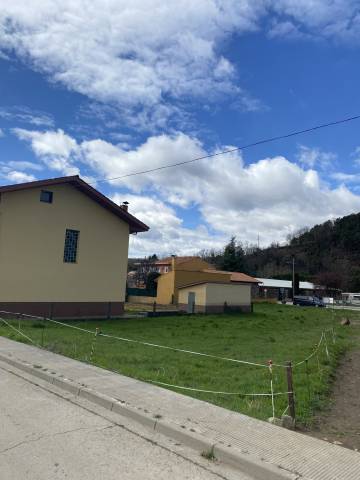 Terreno residencial en Venta en Carrer Pompeu Fabra en Sant Pau de Segúries