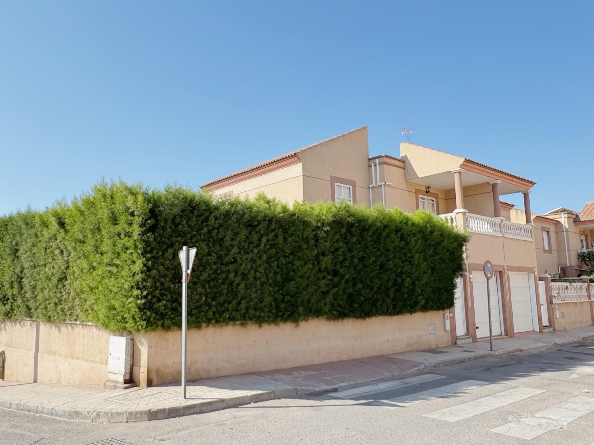 Exterior view of House or chalet for sale in Huércal de Almería