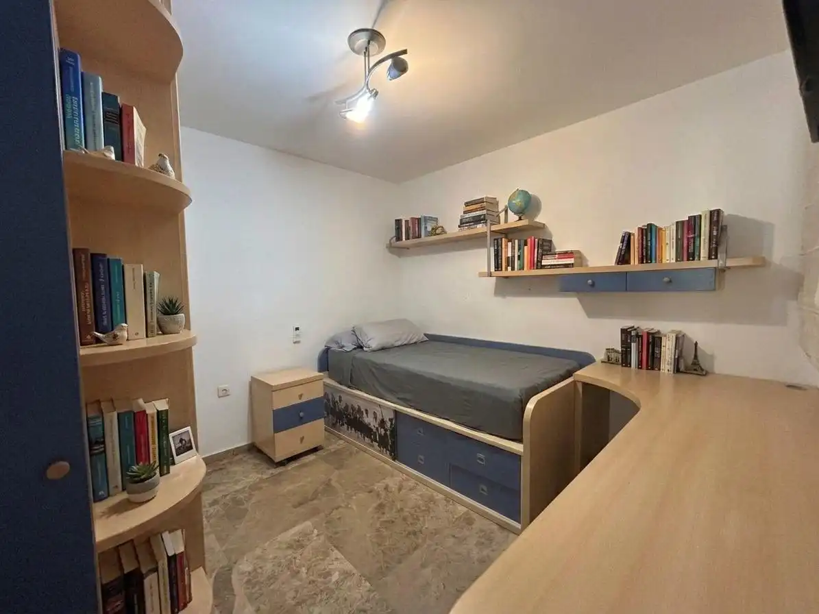 Bedroom of Ground floor for sale in Esplugues de Llobregat  with Air Conditioner, Heating and Balcony
