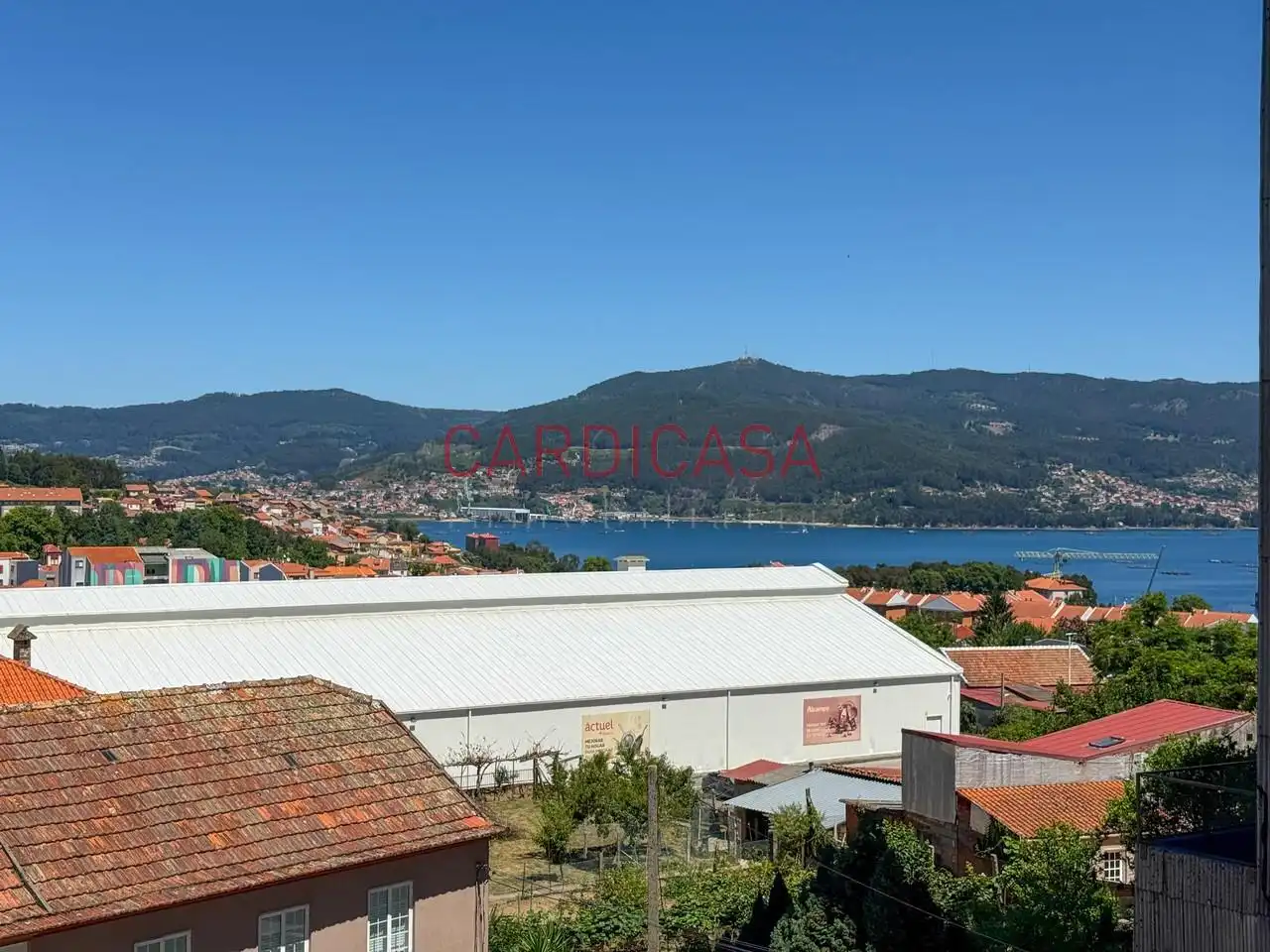 Vista exterior de Piso en venta en Vigo  con Calefacción y Trastero