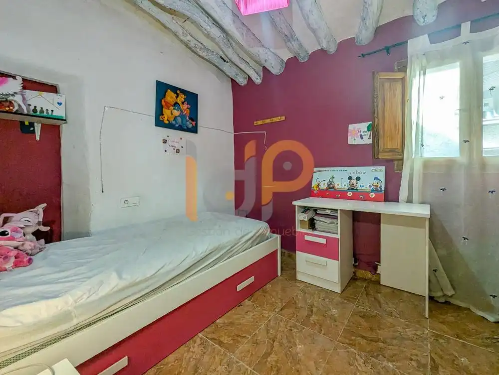 Dormitori de Casa o xalet en venda en Urrácal